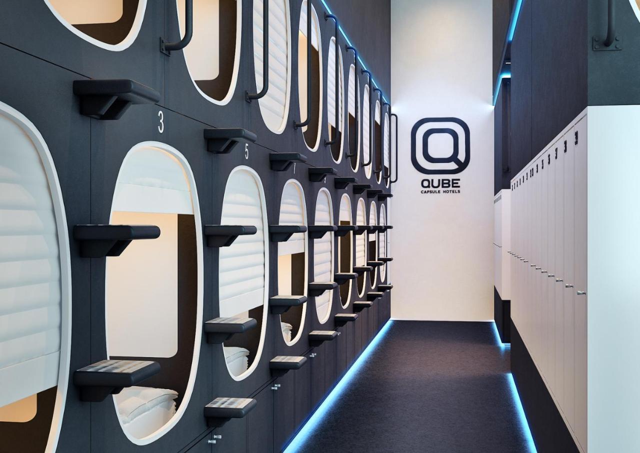 Qube Capsule Hotel Moscou Extérieur photo