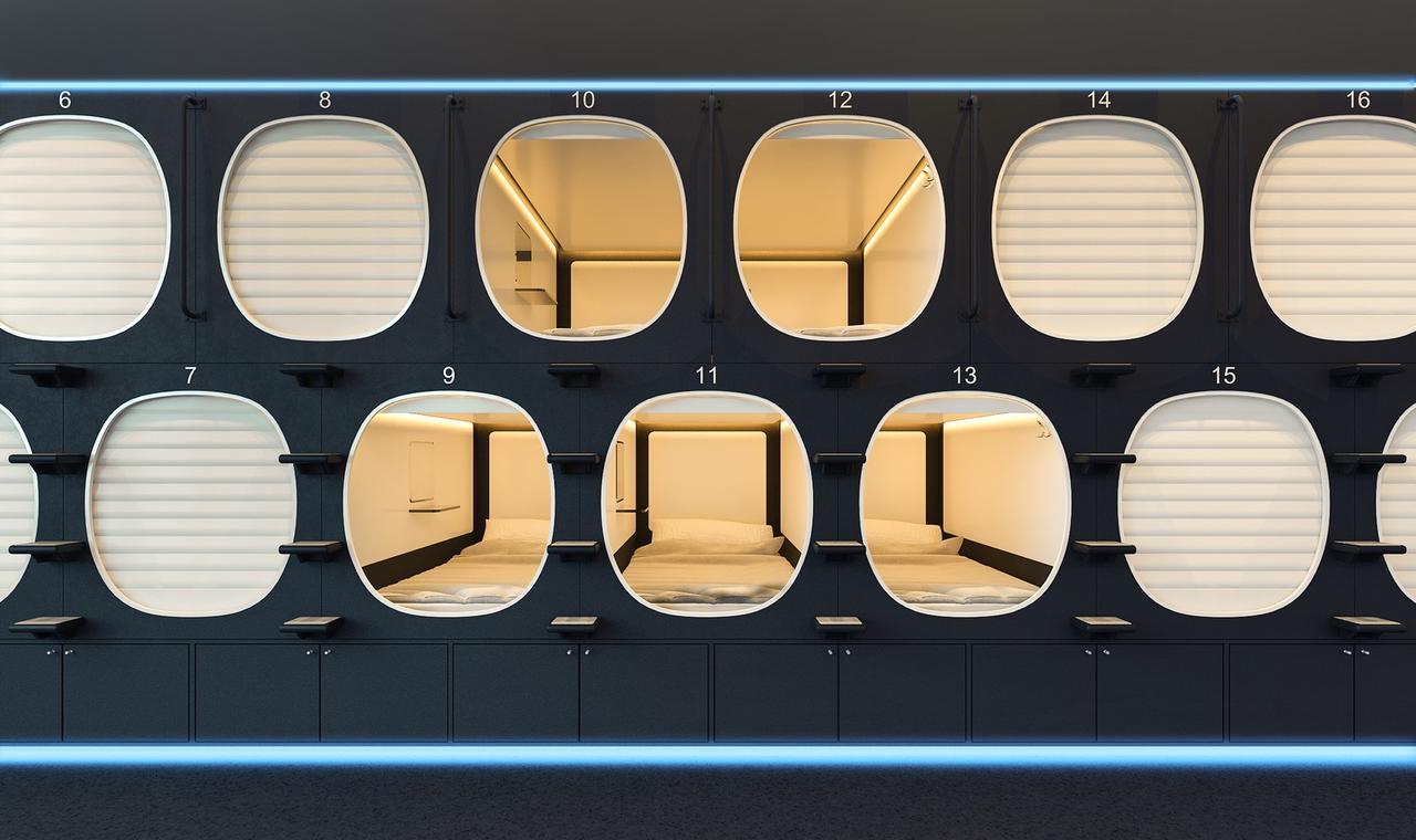 Qube Capsule Hotel Moscou Extérieur photo